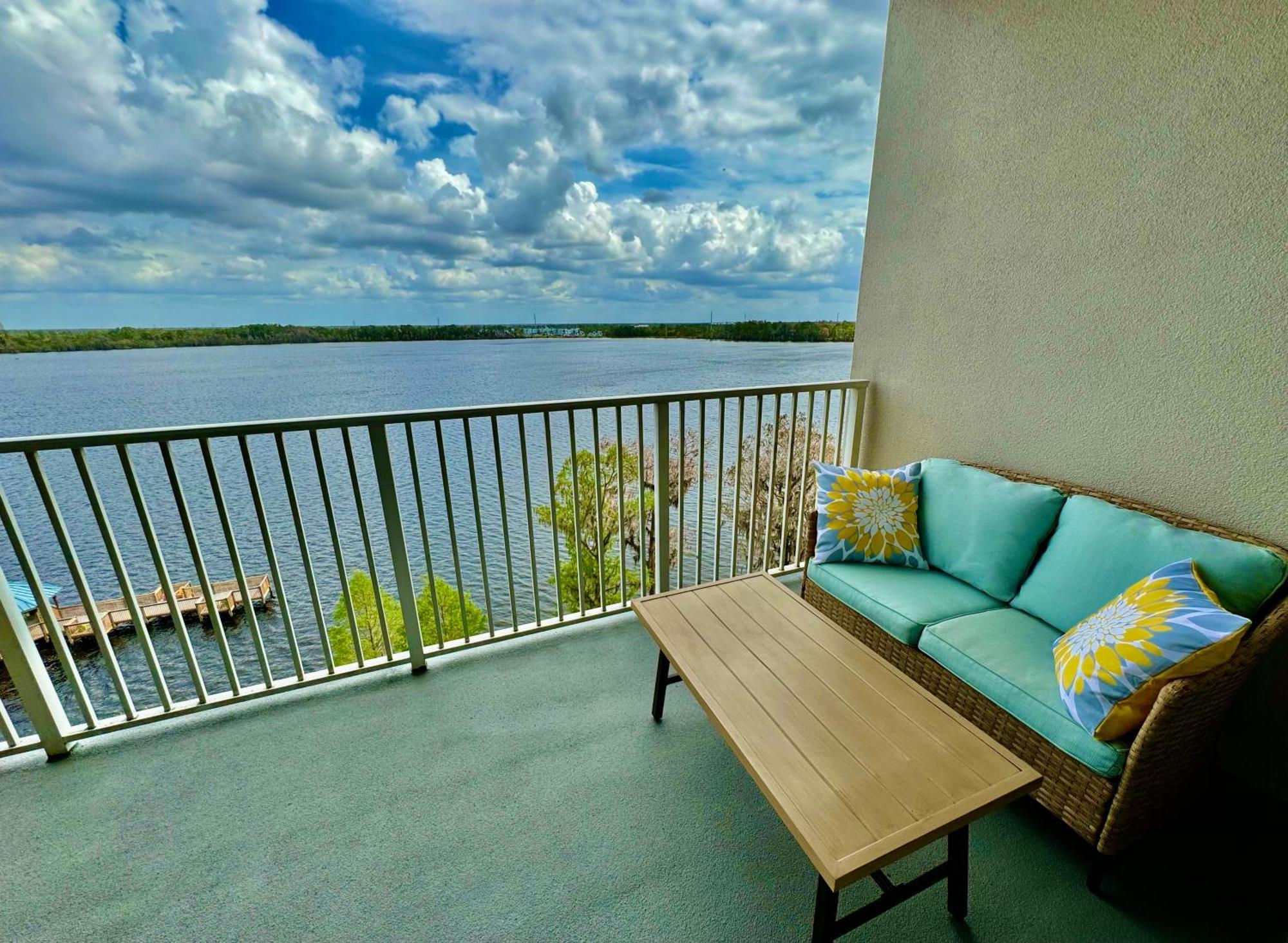 Balcony King Suite - Lake & Pool View Orlando Exterior photo